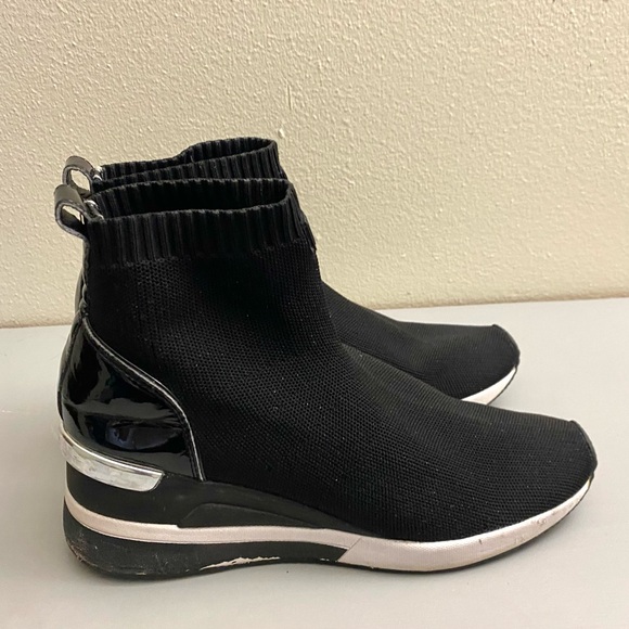Michael Kors  Elegant Black Women's High-Top Sneakers .Looks like new. - Picture 3 of 5
